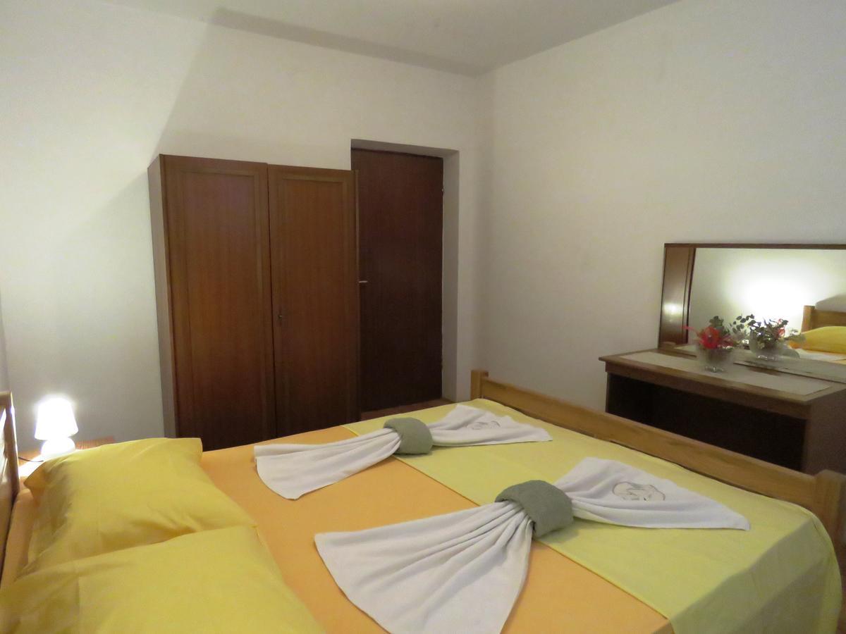 Apartments Palma Novalja Room photo